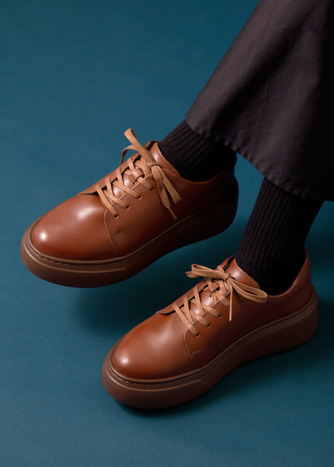 THE WALKER No.001 PLATFORM
