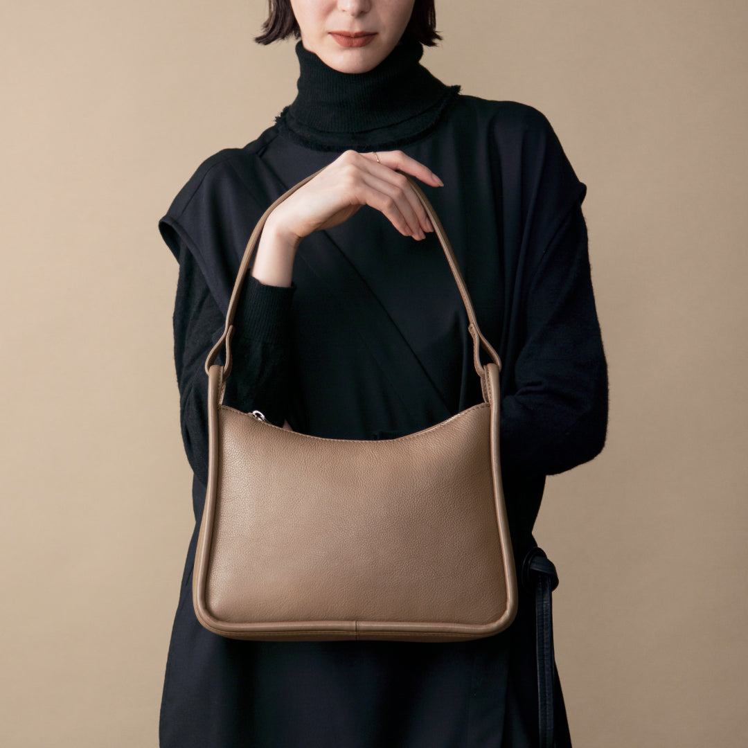 Big Milling Square Tote