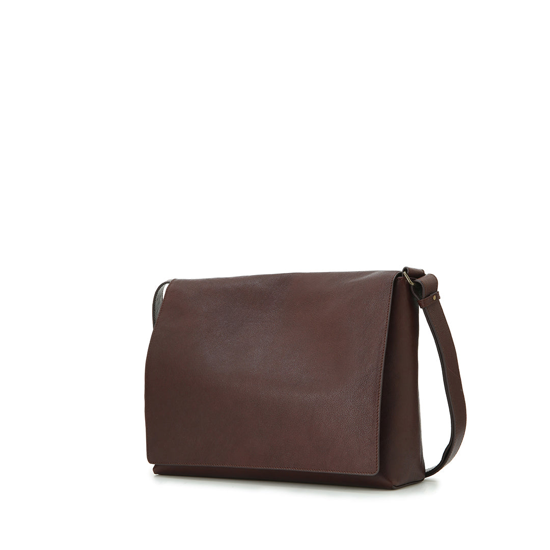 Grained Flap Shoulder