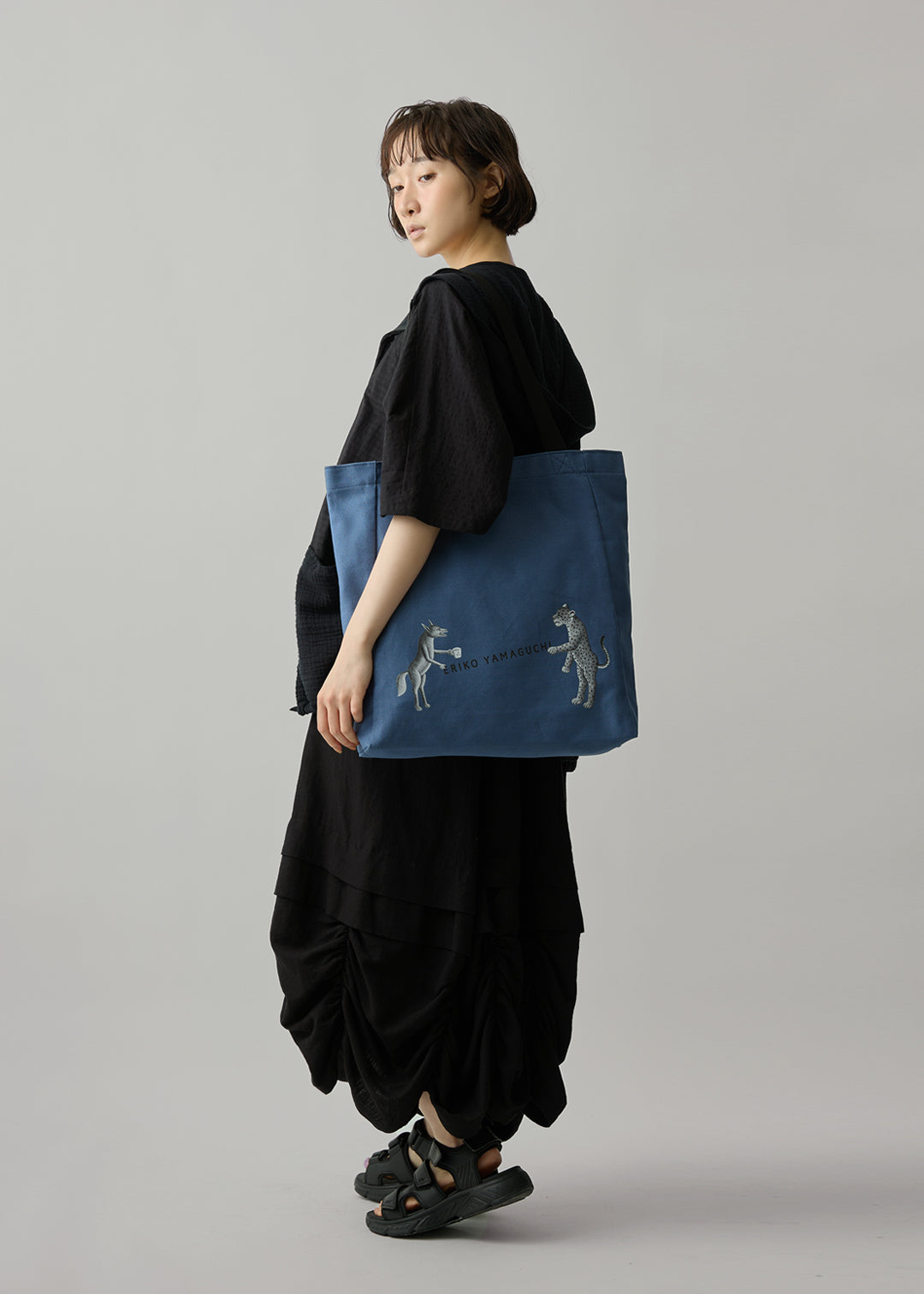 EY Print Tote (wolf and tiger)