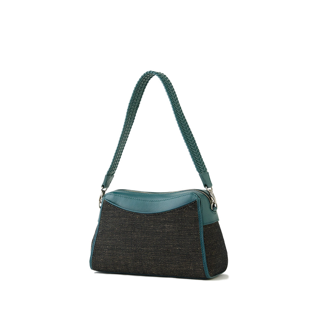 Jutee Shoulder M
