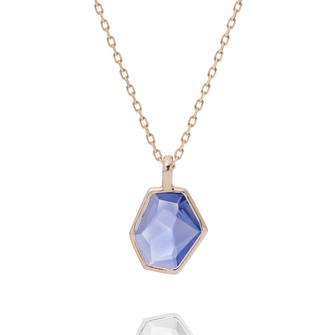 Pale Sapphire トップ
