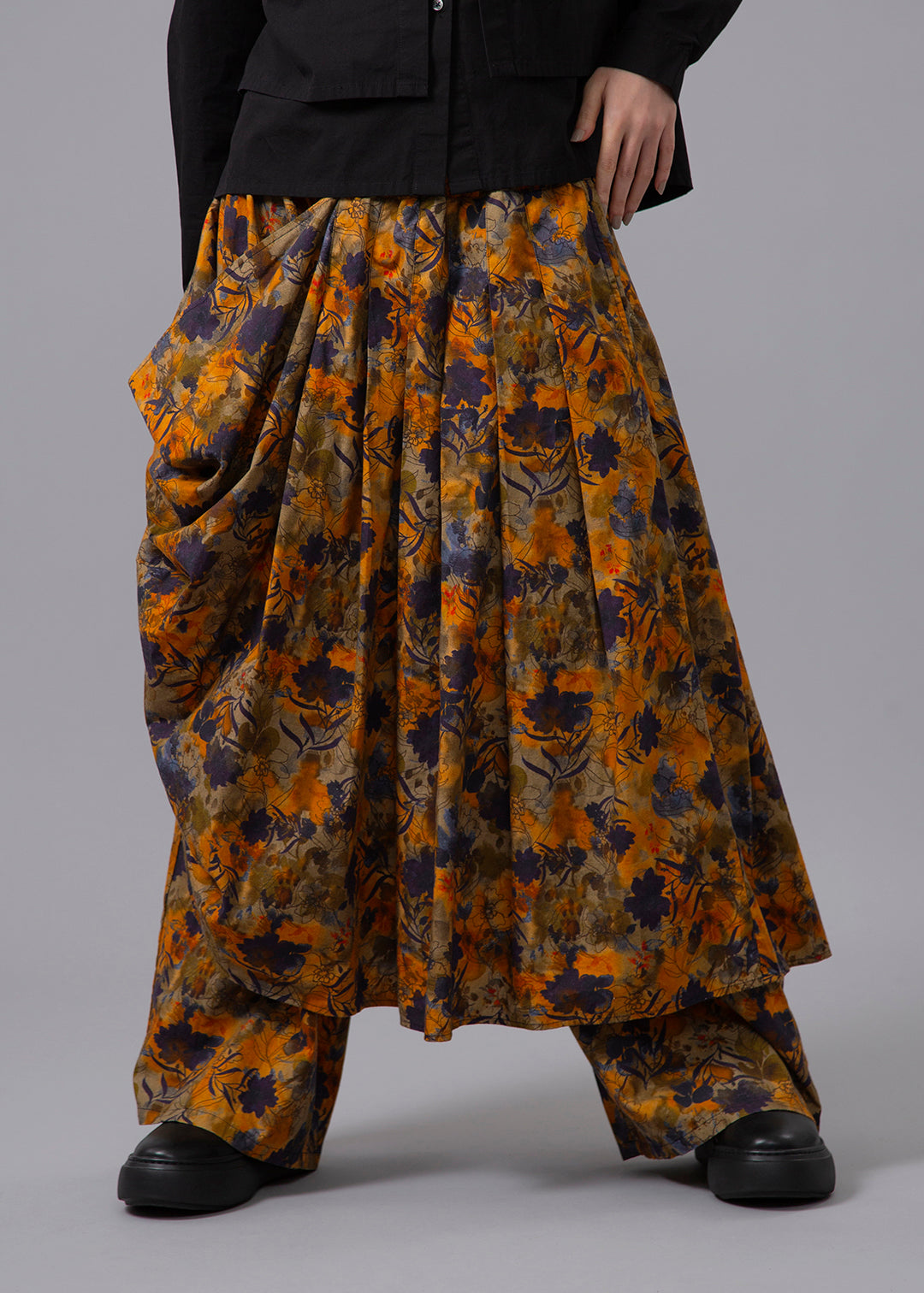 Sculpted Drape Tuck PT Print Poplin
