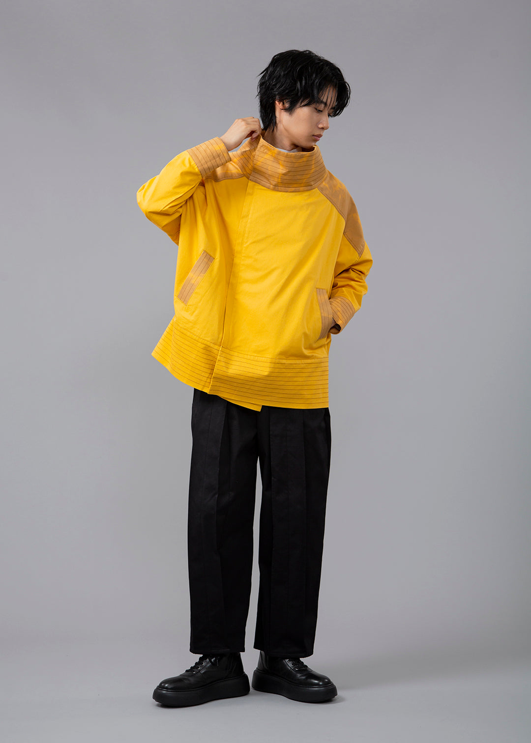 Sculpted High Neck St JK Wash Chino