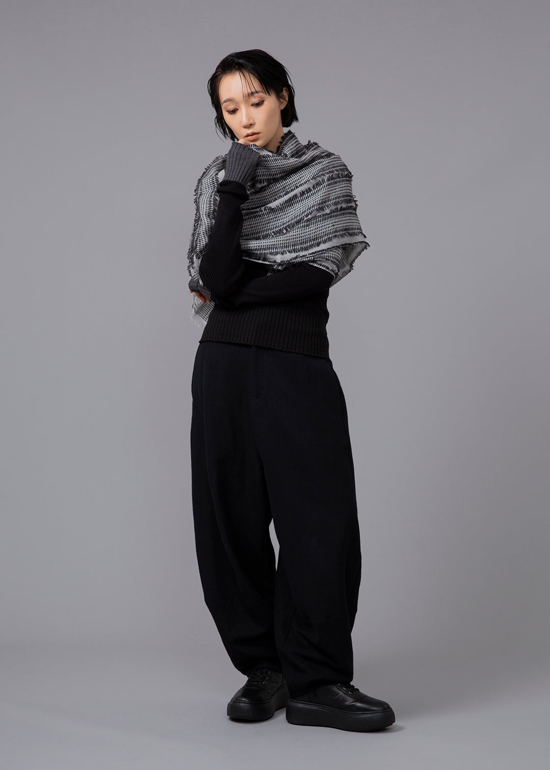 I.V. Fringe Weave Stole Wool