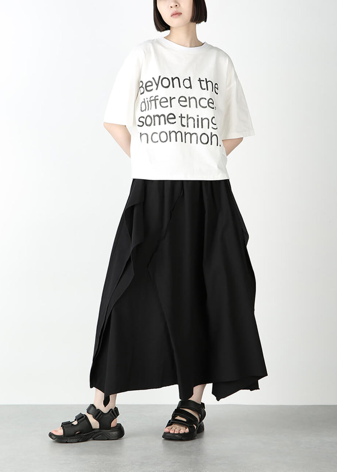 Yuragi Asymmetry Skirt 150tw Khadi