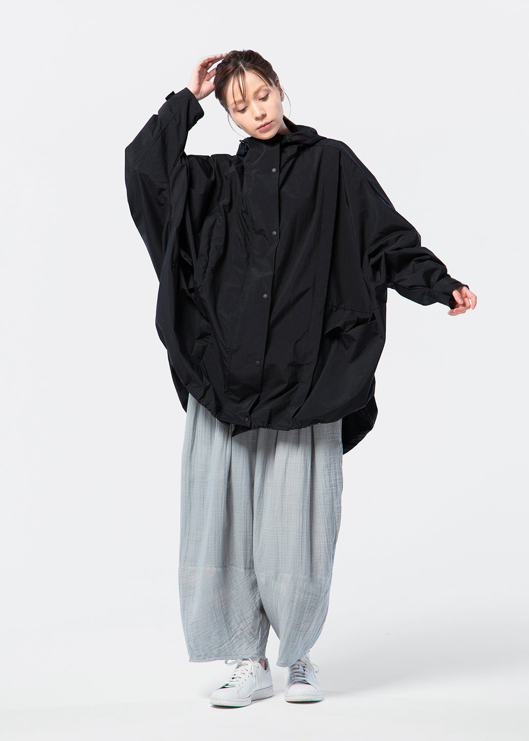 Matou Windbreaker