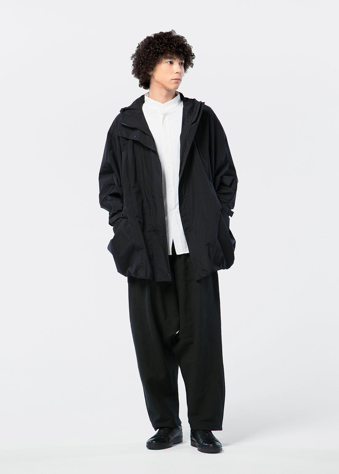 Matou Windbreaker