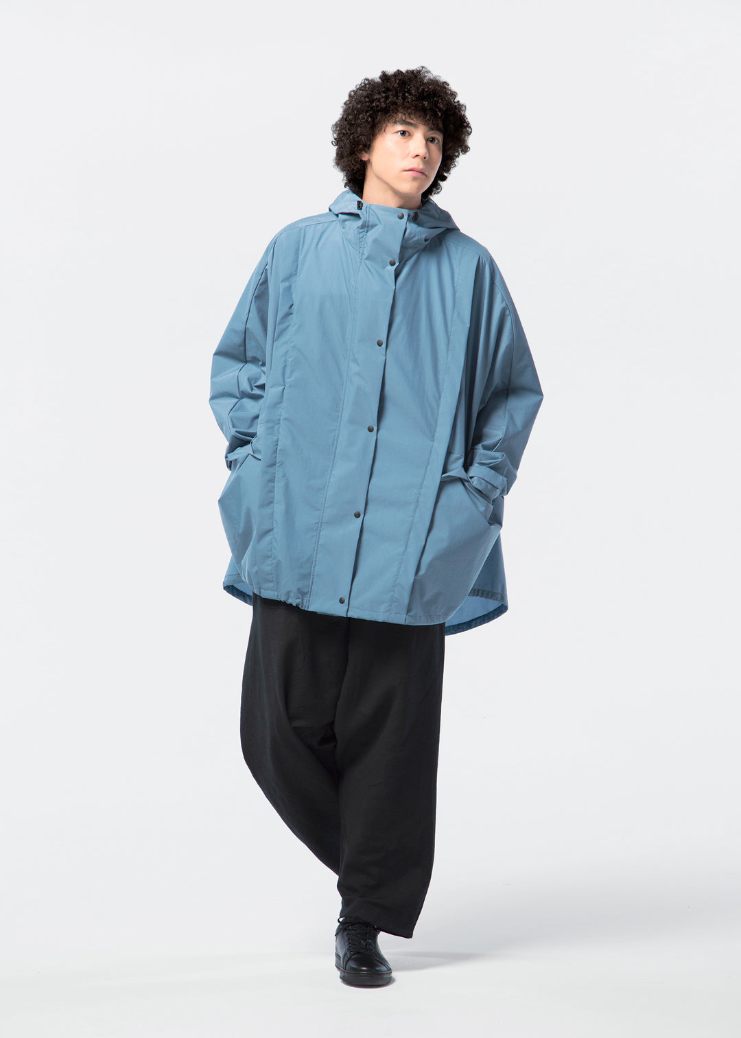 Matou Windbreaker