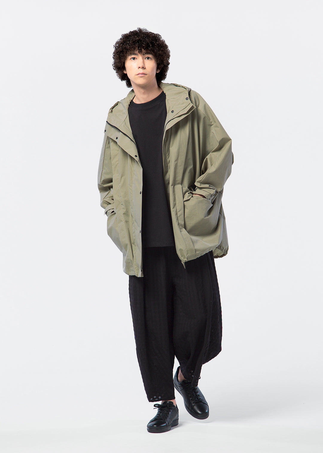Matou Windbreaker
