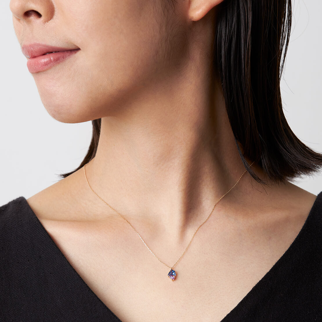 Naked Sapphire(Kasane) トップ